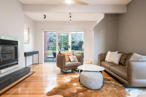 Warrain Retreat - A Spacious Beachside Lifestyle